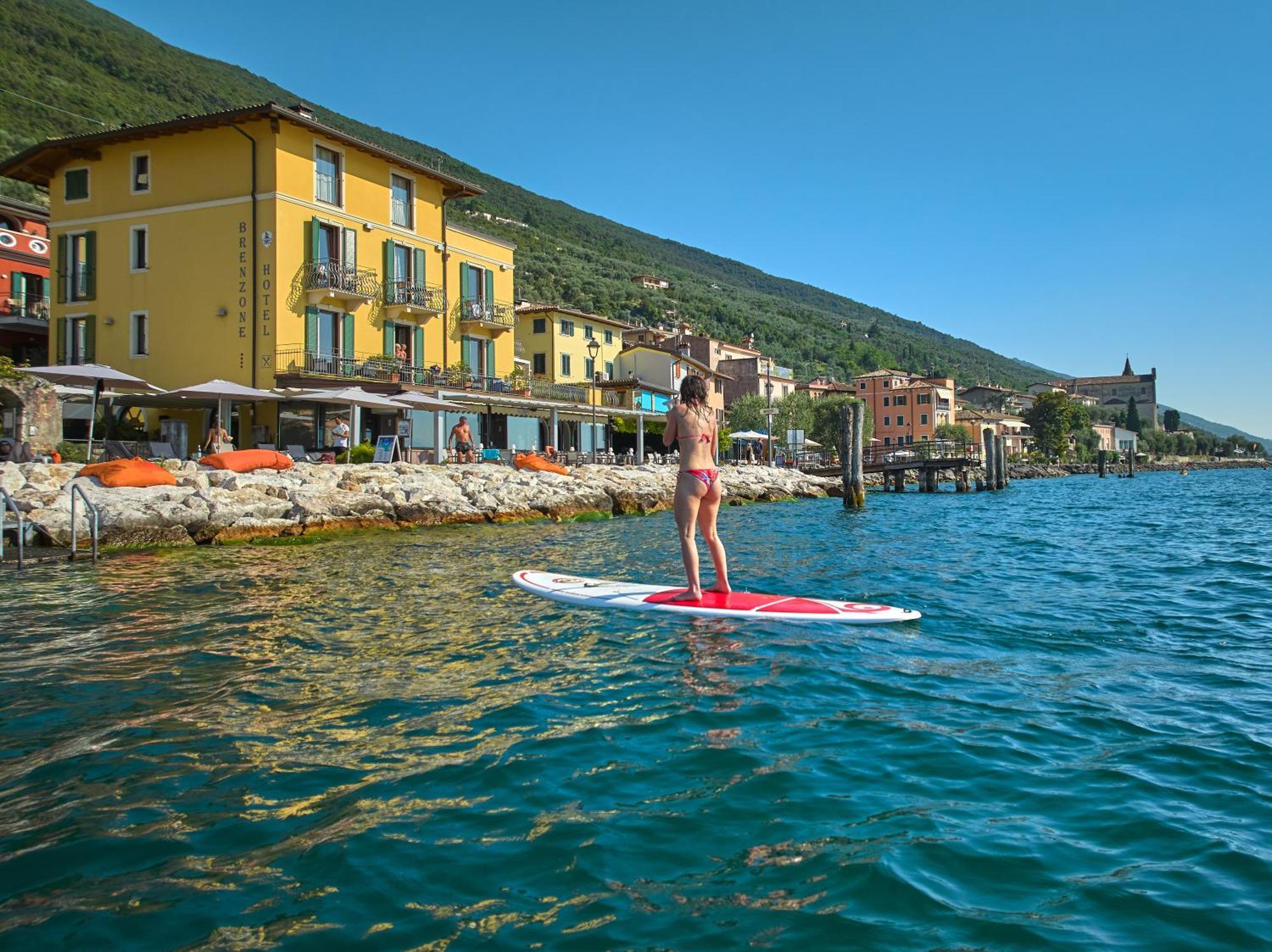 Lake Front Hotel Brenzone المظهر الخارجي الصورة