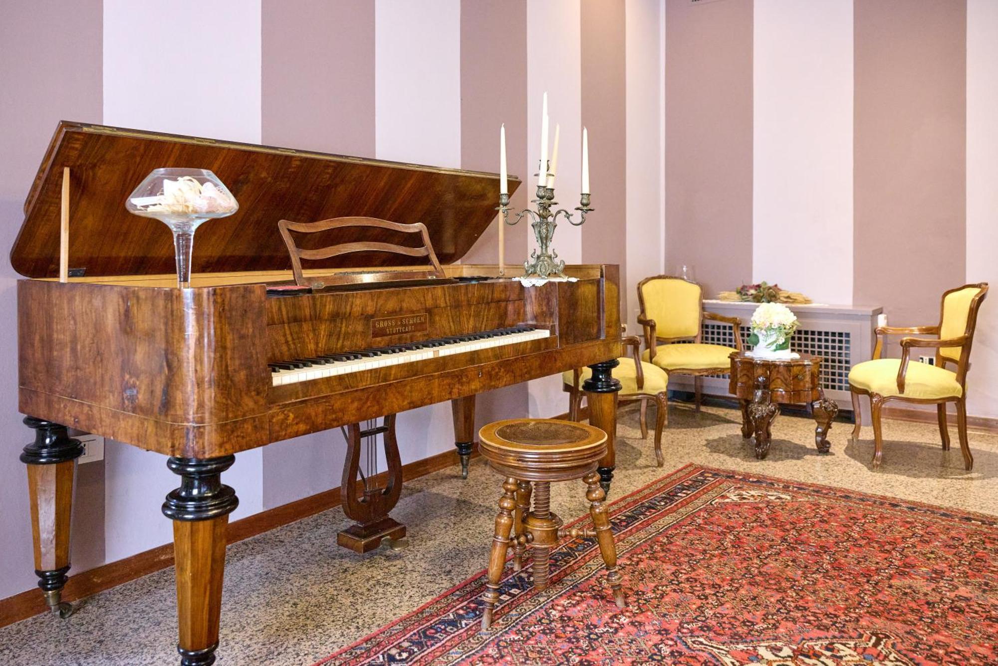 Lake Front Hotel Brenzone المظهر الخارجي الصورة